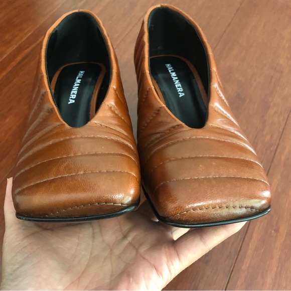 Halmanera Italy well man crafted leather quilted padded square toe cognac pump - Picture 8 of 17